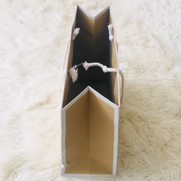 Michael Kors Shopping Bag - Picture 4 of 7